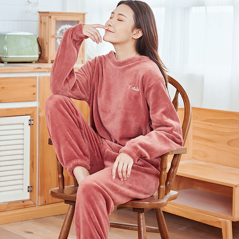 1.领券 加购物车1件【戴妃乐旗舰店】法兰绒珊瑚绒情侣家居服(uUeq2DrV6sW)/ CZ11/