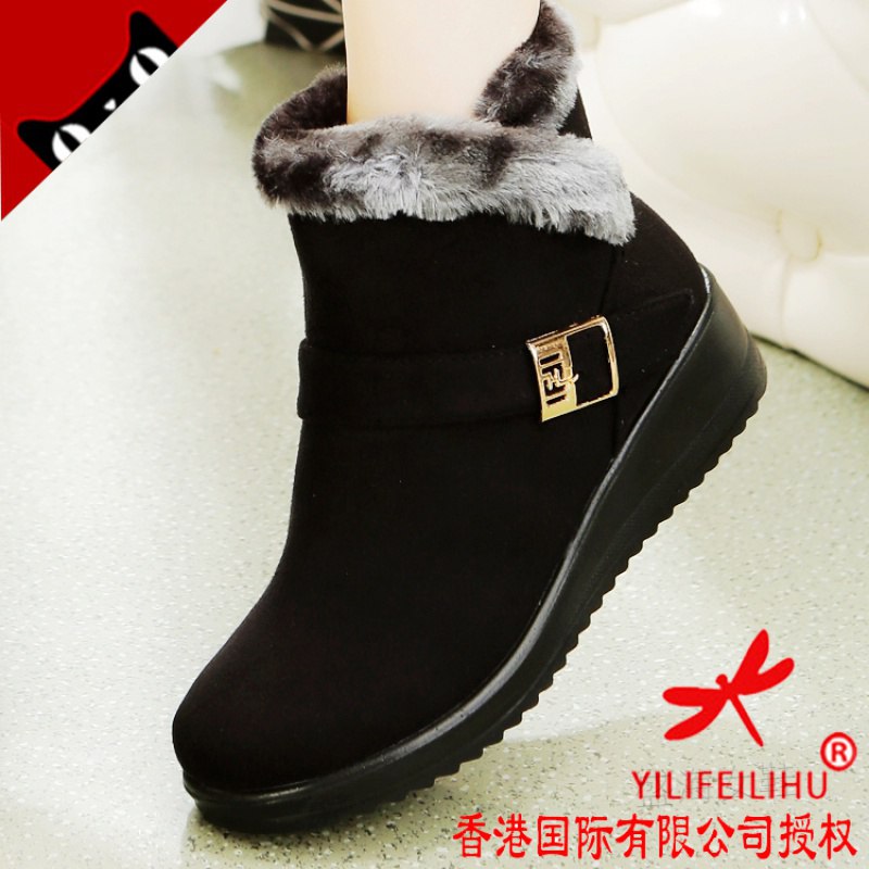 老北京布鞋妈妈鞋冬季保暖雪地靴
